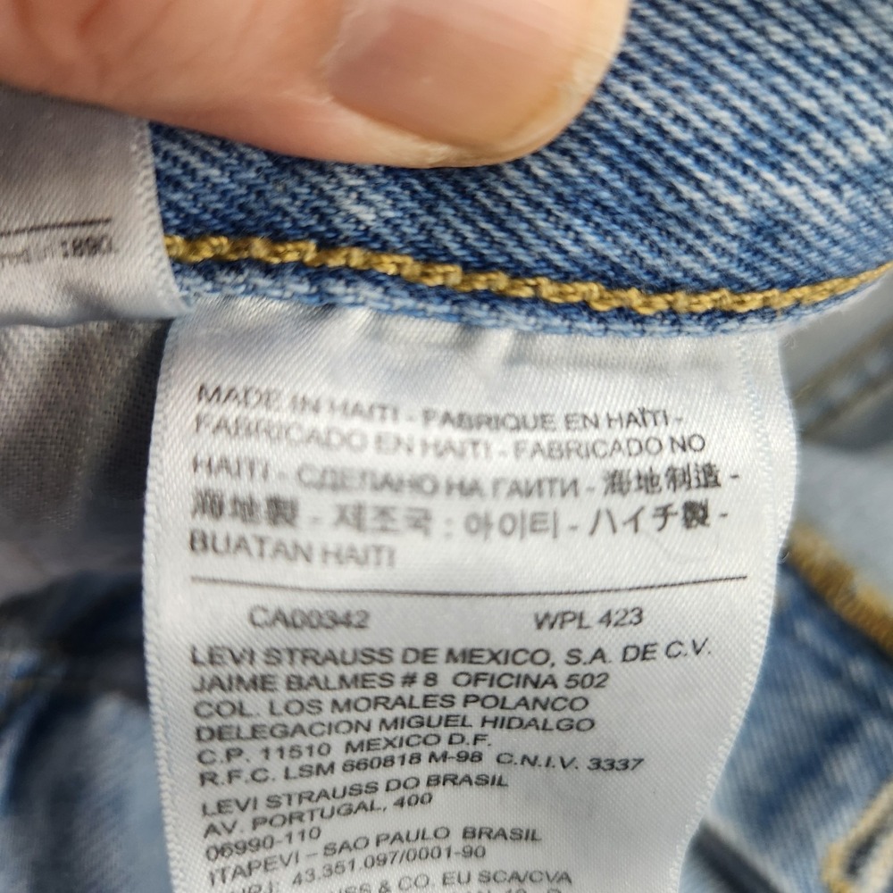 Levis 501 Jeans Mens 33x30 Blue Button Fly Straight Light Wash Mid Rise - Picture 3 of 9